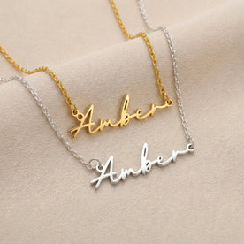 Kalung Nama Amber