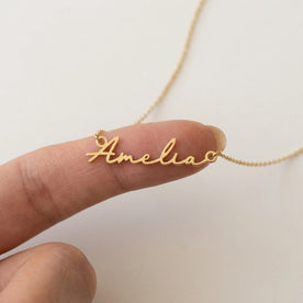 Kalung Nama Amelia