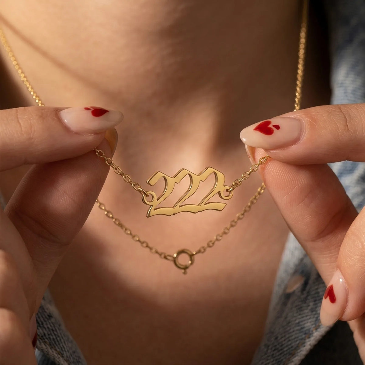 Individuell gestaltete Engelszahlen-Halskette – Personalisierter Schmuck – Bis zu 4 Ziffern