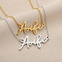 Κολιέ με το όνομα Aoife