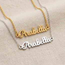 قلادة باسم Arabella