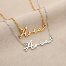 Collier prénom Aria | Or 18 carats, argent et vermeil | Prêt à être expédié