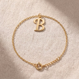 Pulsera B | Charm con inicial y letra B, oro y plata