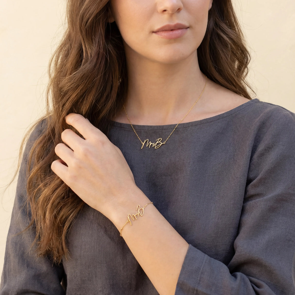 Personalisiertes Armband mit dem Namen Ihrer Frau – Gold oder Silber, personalisierter Brautschmuck
