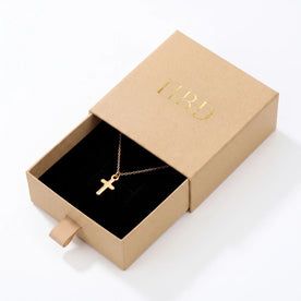 Colar e pulseira com pendente de cruz
