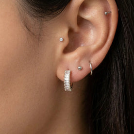Boucles d'oreilles créoles baguette avec zircone cubique