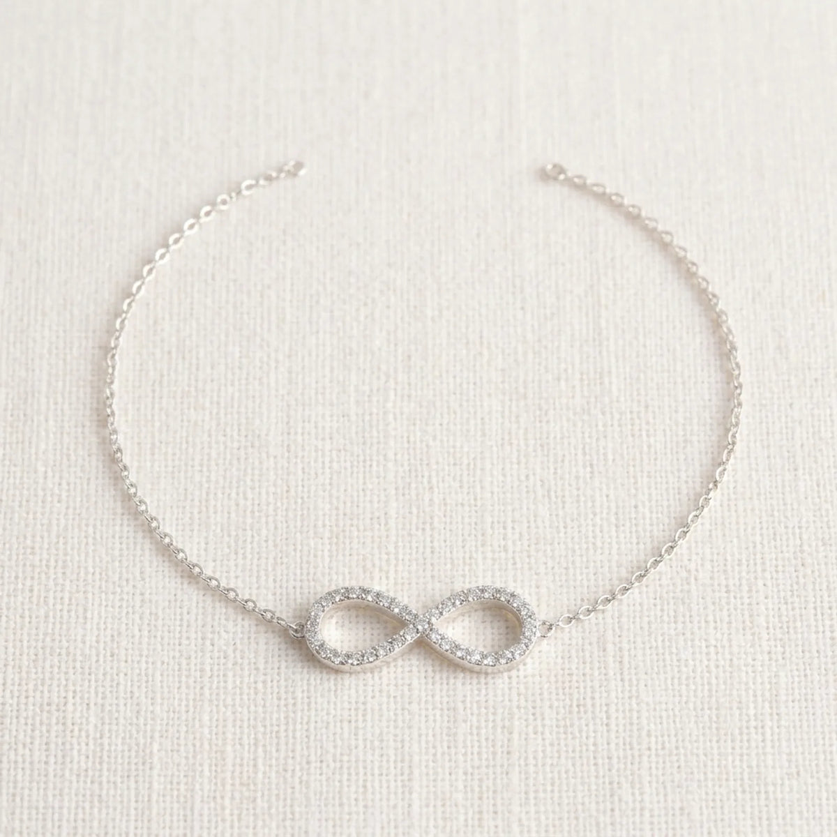 Pulsera Infinity de circonita cúbica con extensor de 17+2 cm