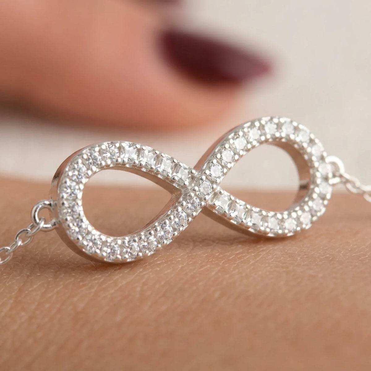 Pulsera Infinity de circonita cúbica con extensor de 17+2 cm