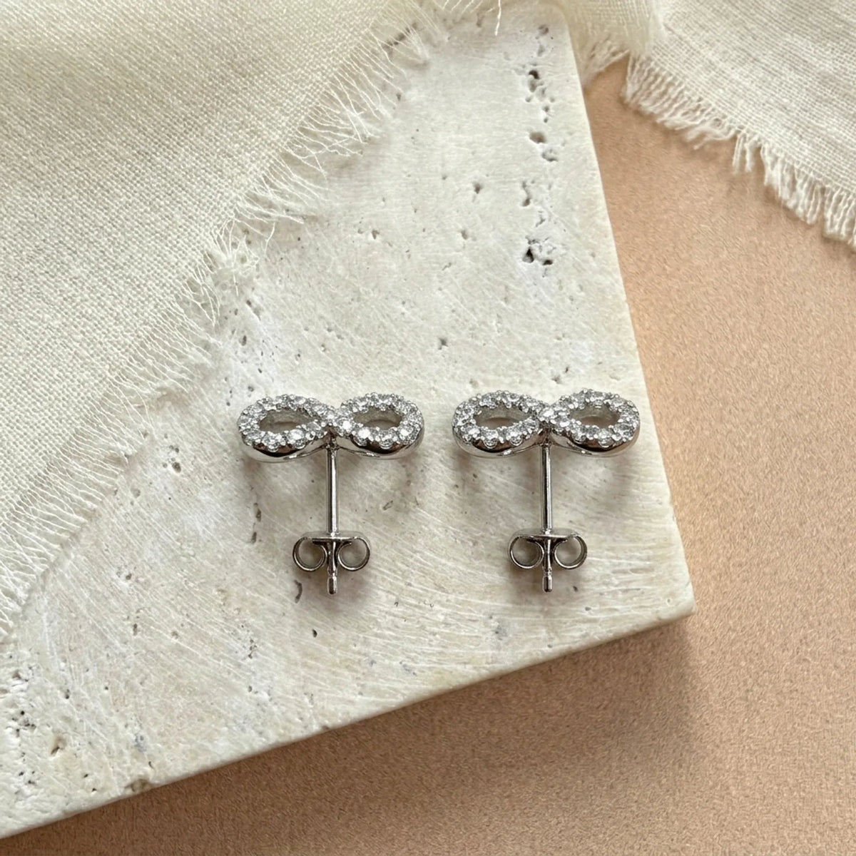 Boucles d'oreilles Infinity