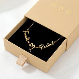 Colar com pendente coração personalizado com dois nomes | HBD Joias