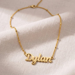Collana con nome Dylan | Oro 18 carati, argento e vermeil | Pronta per la spedizione