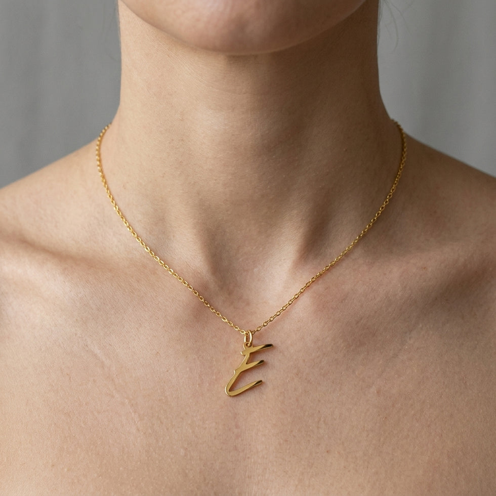 E-ketting | Hanger met initiaal en letter E, goud en zilver