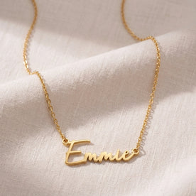 Collar con el nombre Emmie | Oro de 18 quilates, plata y vermeil | Listo para enviar