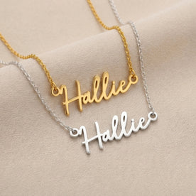 Necklace Hallie Name Necklace HBD: Both finishes