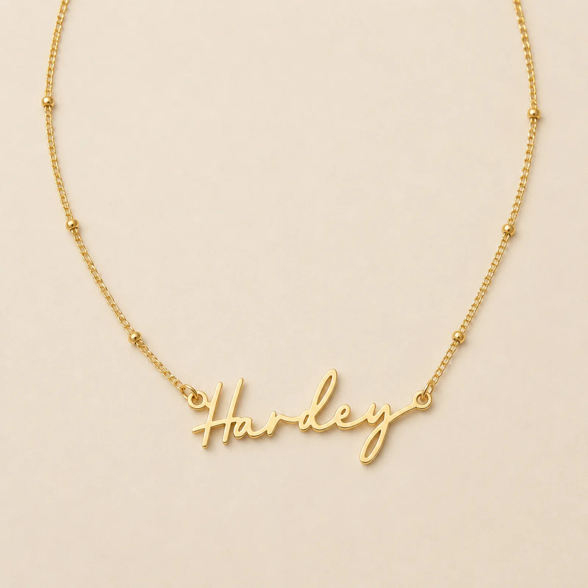 Collier prénom Harley | Or 18 carats, argent et vermeil | Prêt à être expédié