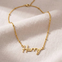 Collier prénom Harry | Or 18 carats, argent et vermeil | Prêt à être expédié