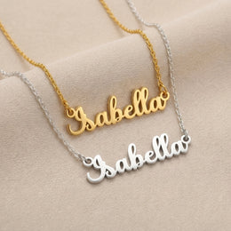قلادة باسم Isabella
