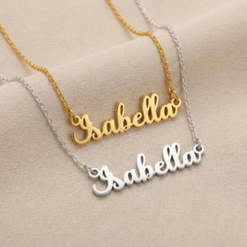 قلادة باسم Isabella