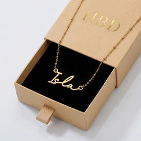 Kalung Nama Isla