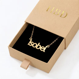 Collier prénom Isobel | Or 18 carats, argent et vermeil | Prêt à être expédié