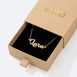 Collar con el nombre Lara | Oro de 18 quilates, plata y vermeil | Listo para enviar