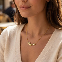 Collier prénom Lexie | Or 18 carats, argent et vermeil | Prêt à être expédié