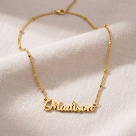 Collana con nome Madison | Oro 18 carati, argento e vermeil | Pronta per la spedizione