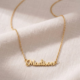 Collana con nome Madison | Oro 18 carati, argento e vermeil | Pronta per la spedizione
