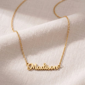 Collana con nome Madison | Oro 18 carati, argento e vermeil | Pronta per la spedizione