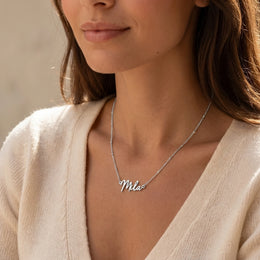 Collier prénom Mila | Or 18 carats, argent et vermeil | Prêt à être expédié