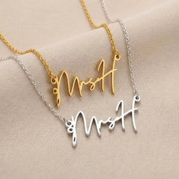 Naamketting MrsH | 18-karaats goud, zilver en verguld | Direct leverbaar