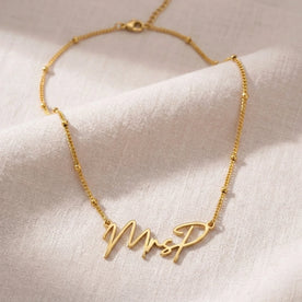 Collar con el nombre MrsP | Oro de 18 quilates, plata y vermeil | Listo para enviar