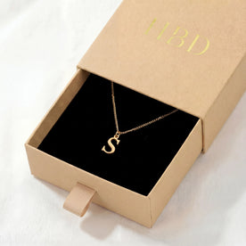 Collar con inicial personalizada | Oro, plata y vermeil | HBD
