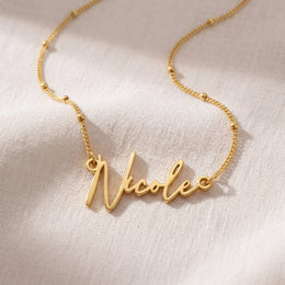 Collier prénom Nicole | Or 18 carats, argent et vermeil | Prêt à être expédié