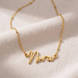 Collar con el nombre Nora | Oro de 18 quilates, plata y vermeil | Listo para enviar