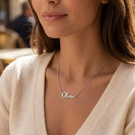 Collier prénom Olivia | Or 18 carats, argent et vermeil | Prêt à être expédié