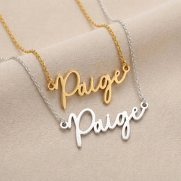قلادة باسم Paige