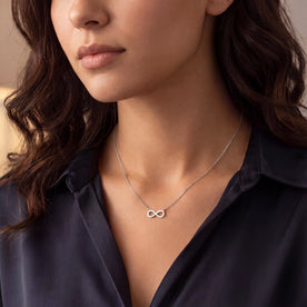 Collier infini pour femme en or, argent et vermeil