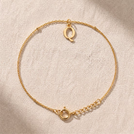 Bracciale Q | Ciondolo con iniziale e lettera Q, oro e argento