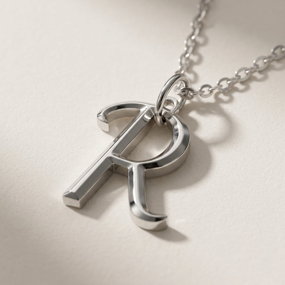 Collar R | Colgante con inicial y letra R, oro y plata