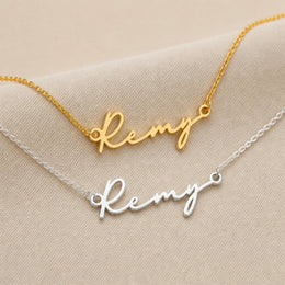 สร้อยคอชื่อ Remy