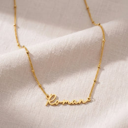 Kalung Nama Roman