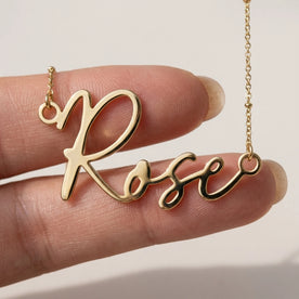 Necklace Rose Name Necklace HBD: Held, for scale