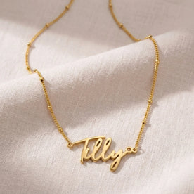 Collier prénom Tilly | Or 18 carats, argent et vermeil | Prêt à être expédié