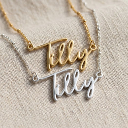 Collier prénom Tilly | Or 18 carats, argent et vermeil | Prêt à être expédié